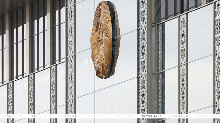 Lukashenko signs decree on second free IVF attempt